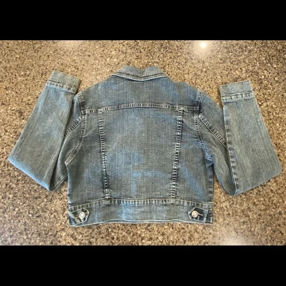 HEAT WAVE VINTAGE BRAND CROPPED JEAN JACKET - Picture 8 of 15